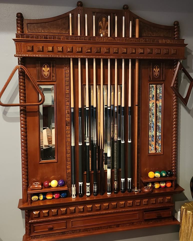 Fleur De Lis Grande Cue Rack